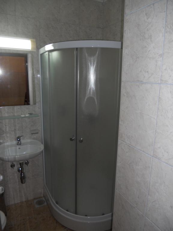 Apartmani Grand Hertz Belgrad Zimmer foto