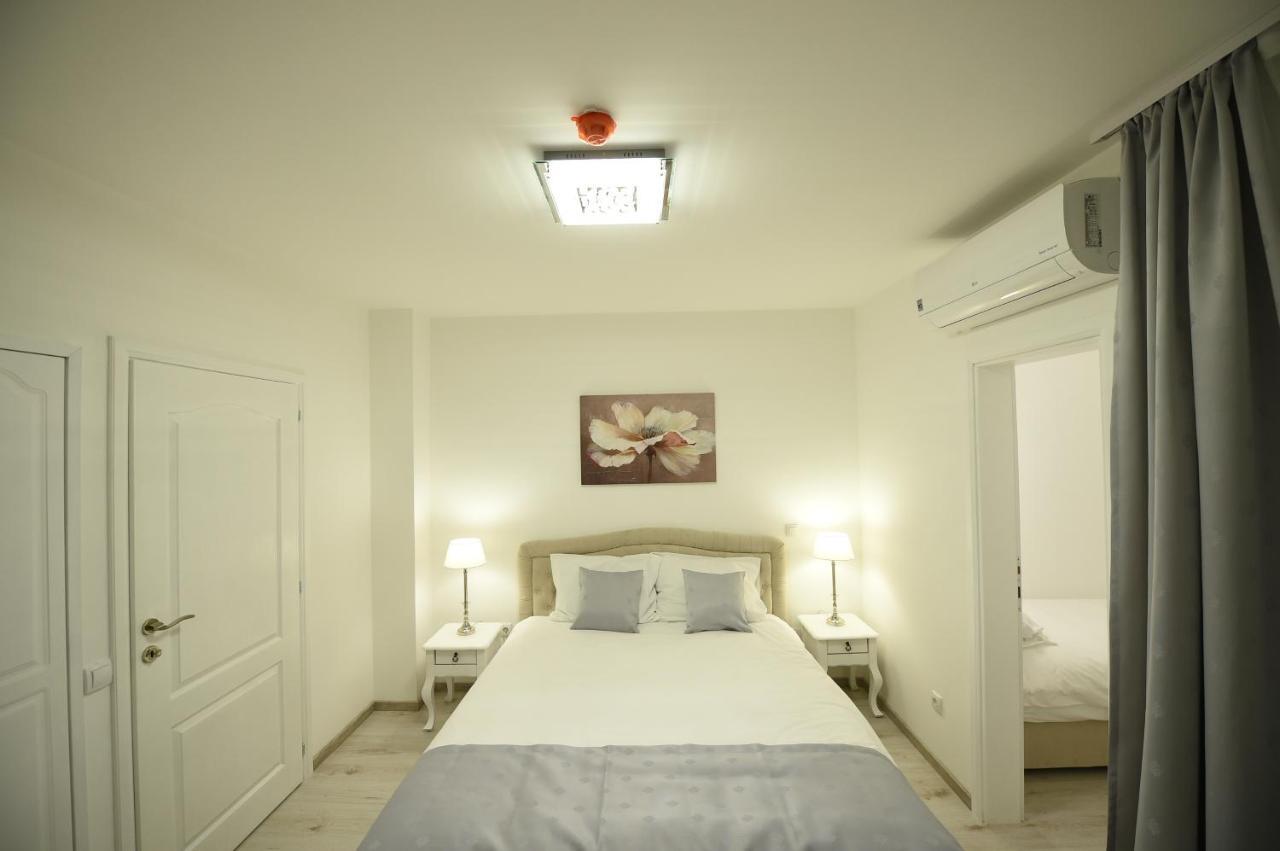Apartmani Grand Hertz Belgrad Exterior foto